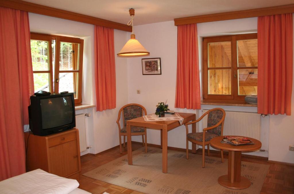 Ferienhaus Am Roemerweg Klais Room photo