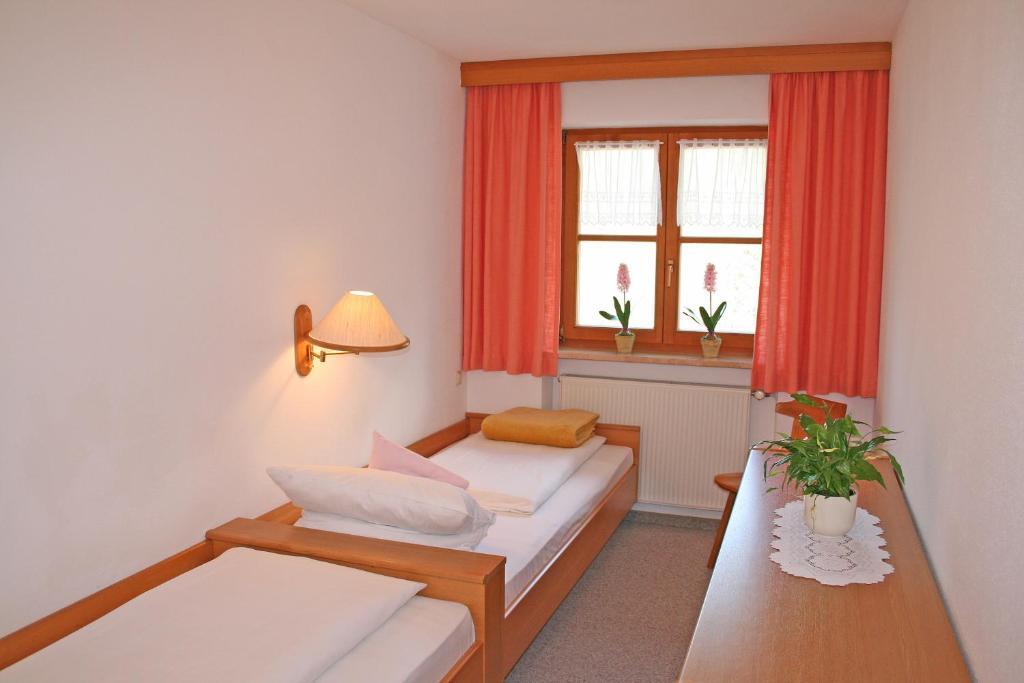 Ferienhaus Am Roemerweg Klais Room photo
